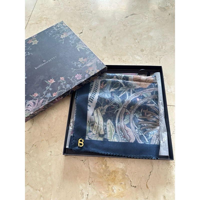 Buttonscarves Dubai series (PRELOVED ‼️)