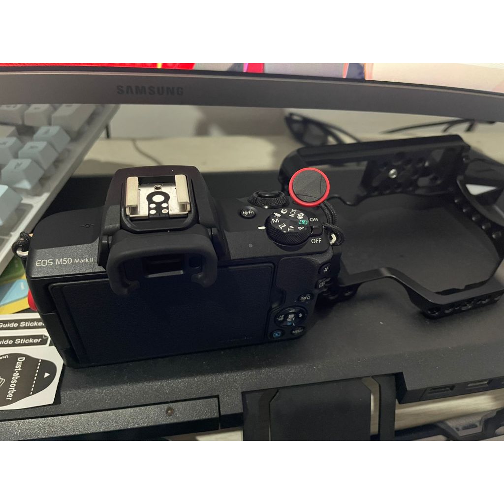 Canon EOS M50 Mark II Bekas Pakai 1x - Mulus Seperti Baru + Bonus