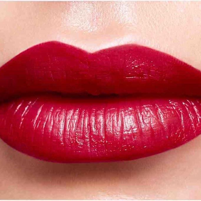 Lipstik On colour oriflame cranberry red - -, -
