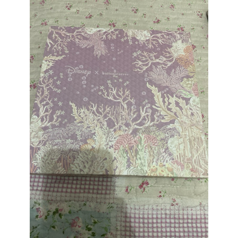 

kotak box buttonscarves kotak kado hard box