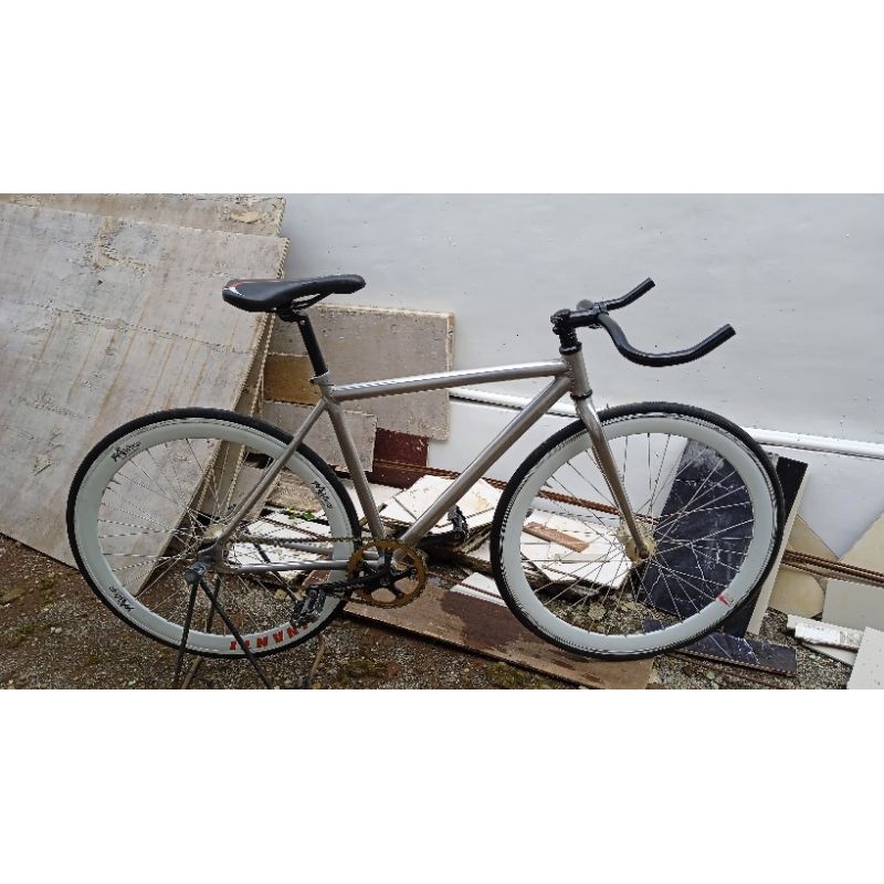 fixie united Soloist 71