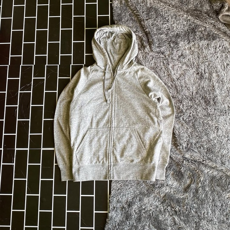 UNIQLO DRY HODDIE