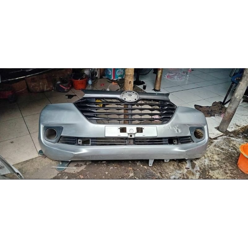 bemper bumper depan Mobil Toyota grand Avanza 2015 2016