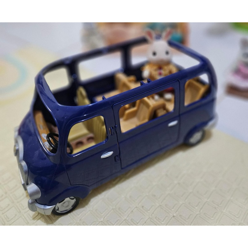 Sylvanian Families Preloved