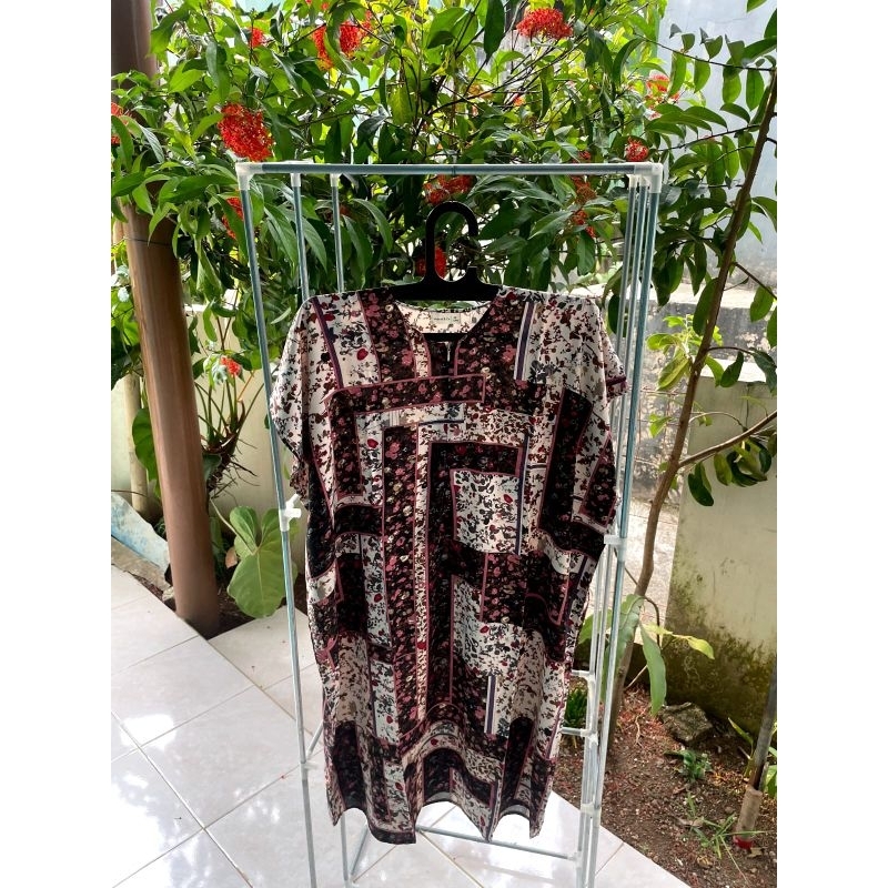 Daster Motif Bunga Kotak Merah Premium