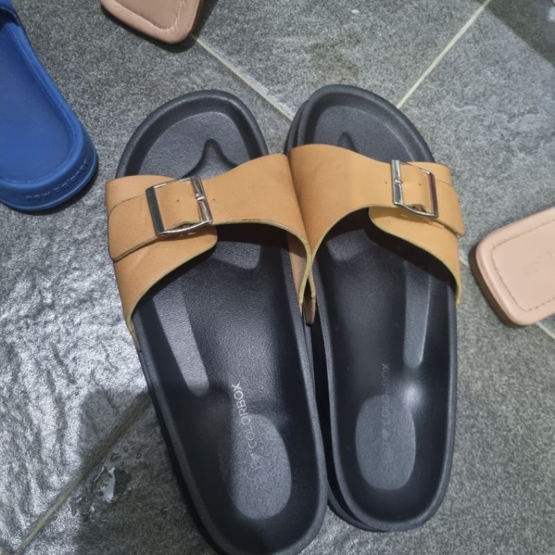 sandal colorbox