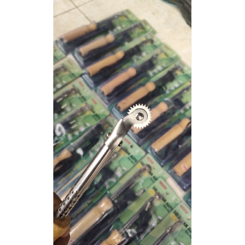 Solder Roda Gigi Untuk Nukub Plastik Layangan