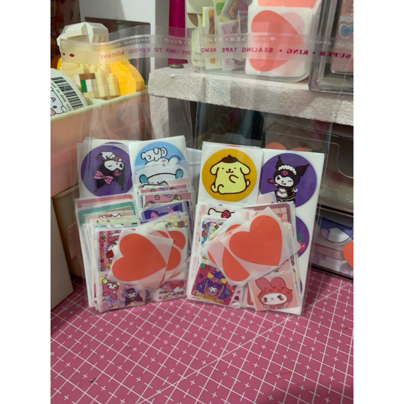 

stiker roll random bermacam-macam motif