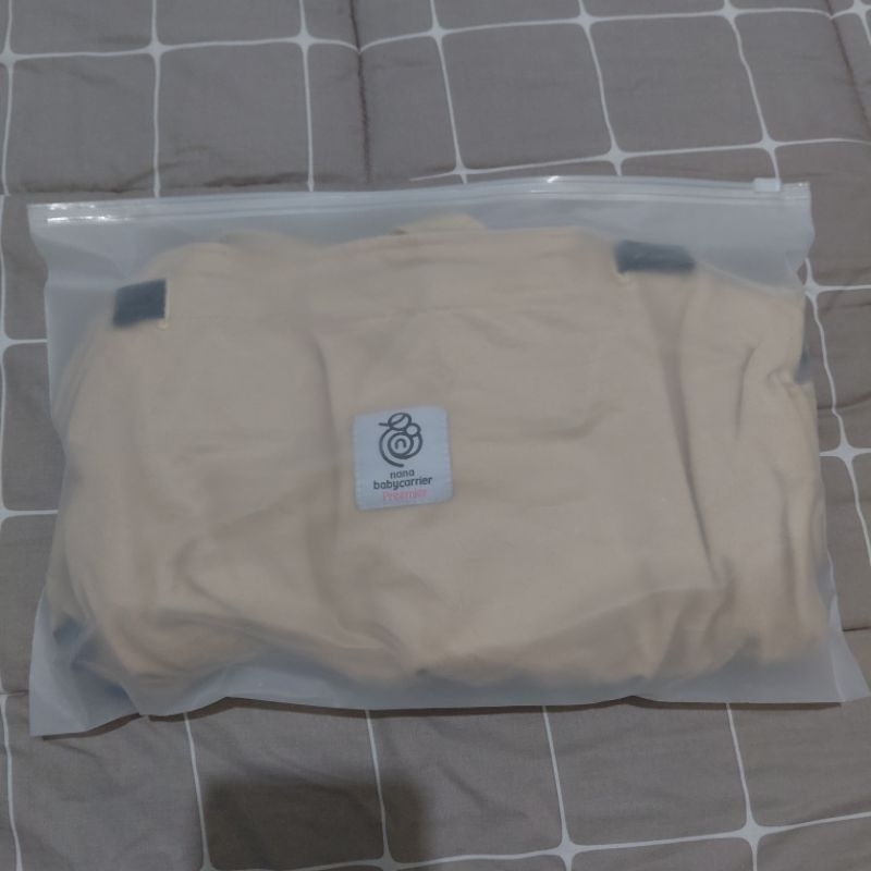 Nana Babycarrier Gendongan M-Shape Adjustable SSC Beige Preloved