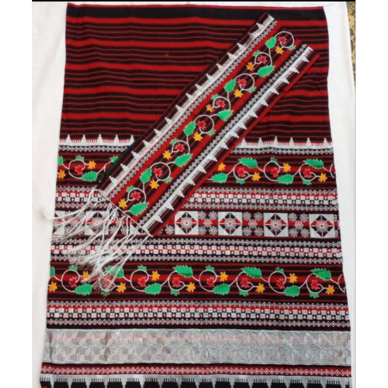 TAPIS TENUN BORDIR LAMPUNG