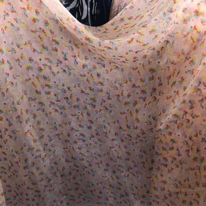 kain sifon sutra motif - kain sifon sutra motif bunga - kain sifon sutra motif premium fd