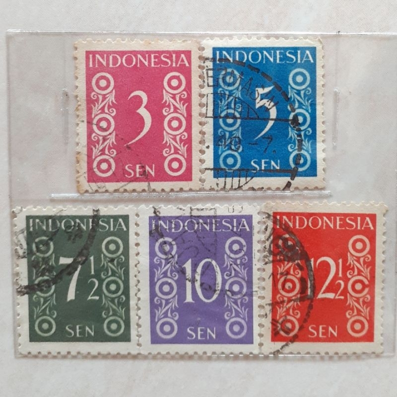 

(A) Perangko Indonesia Angka Smelt Tahun 1949 set 5pcs