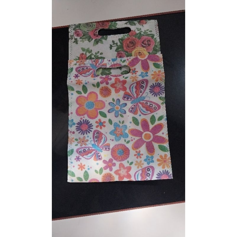 

TAS SPUNBOND GOODIE BAG OVAL 20X26cm