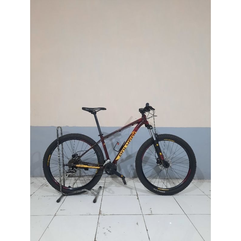 POLYGON PREMIER 4 TAHUN 2021