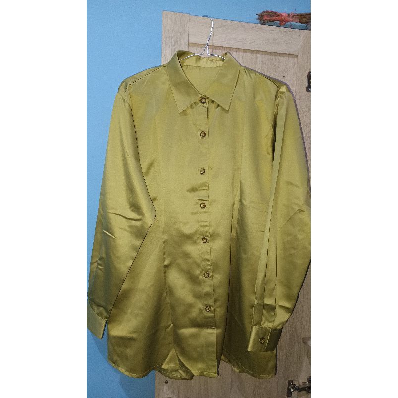 [PRELOVED] Kemeja Satin