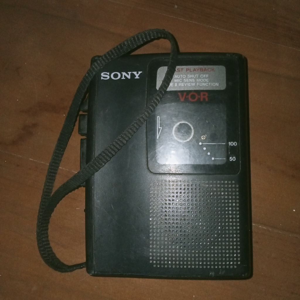 Cassette Recorder Sony TCM-S64V Built-in Speaker (Bekas)