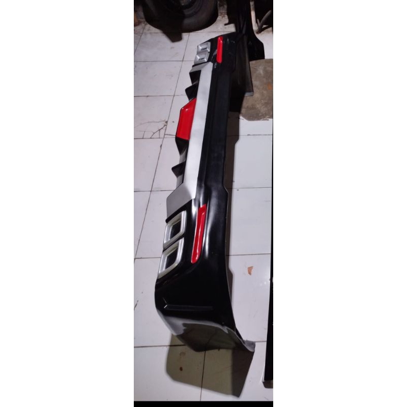 bodykit belkng calya warna hitam glossy