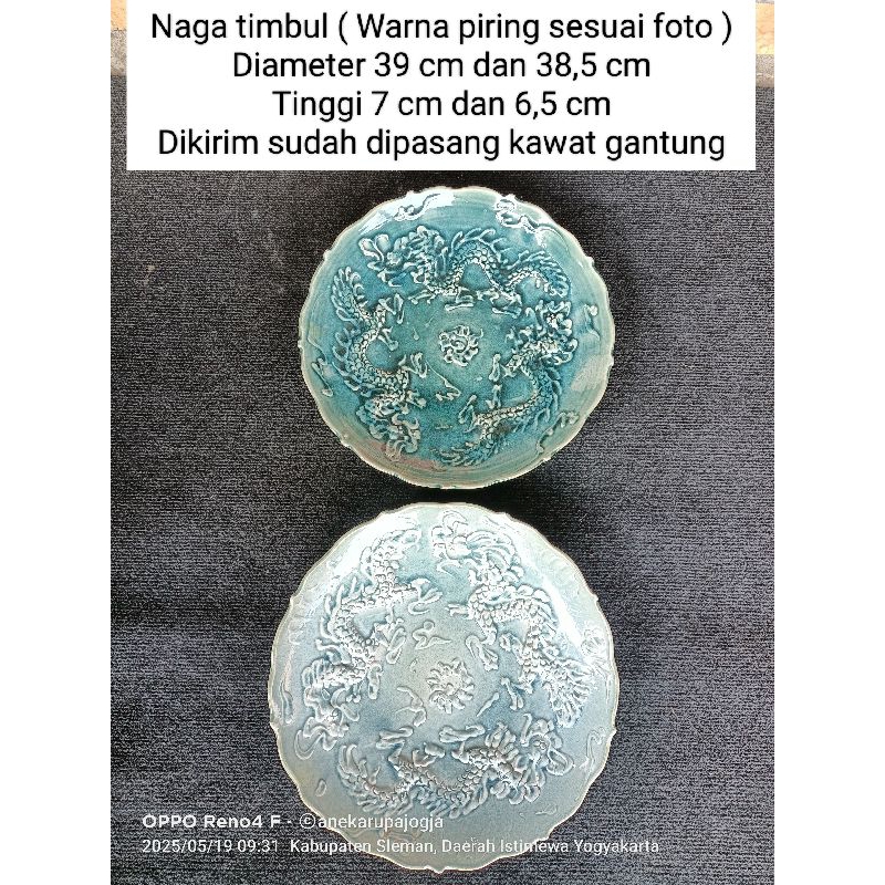 2 buah piring keramik lukis hijau celadon naga timbul untuk hiasan dinding