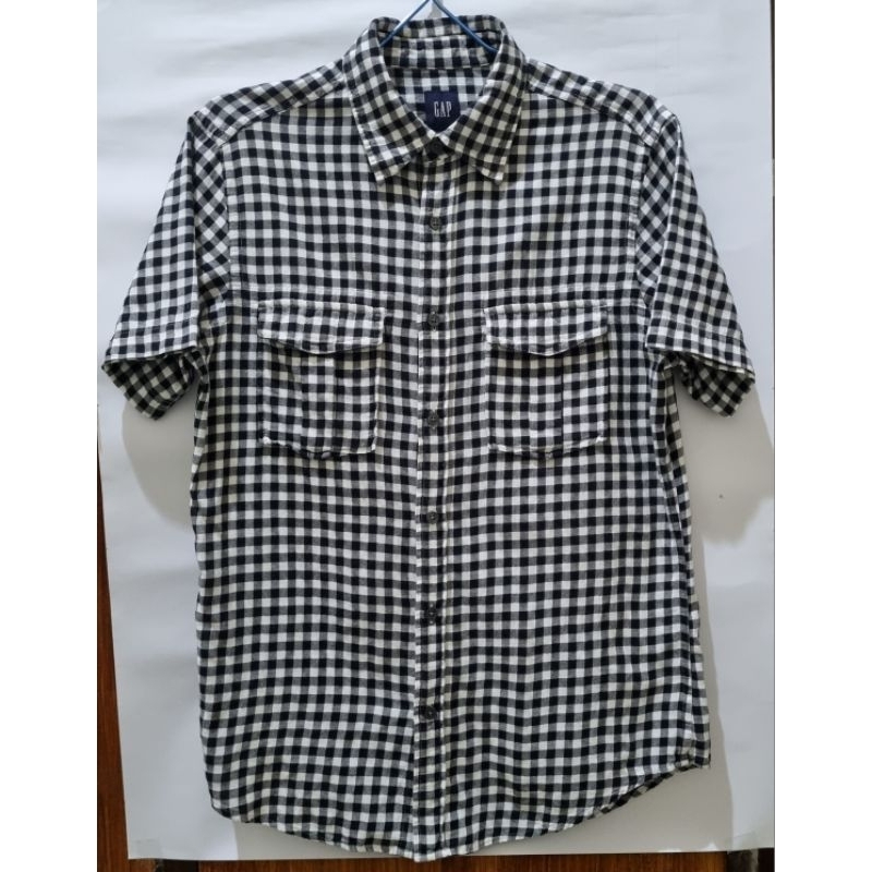 GAP ORIGINAL KEMEJA LENGAN PENDEK