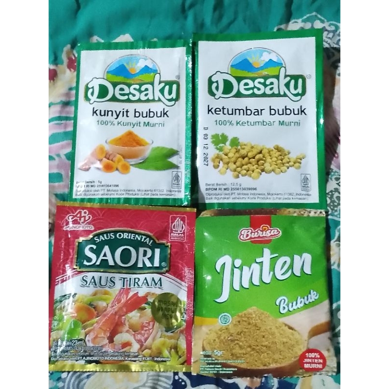 

Kunyit bubuk+Saori Saus Tiram+Ketumbar Bubuk+Jinten bubuk 5 gram Paket 3X (TRB102)