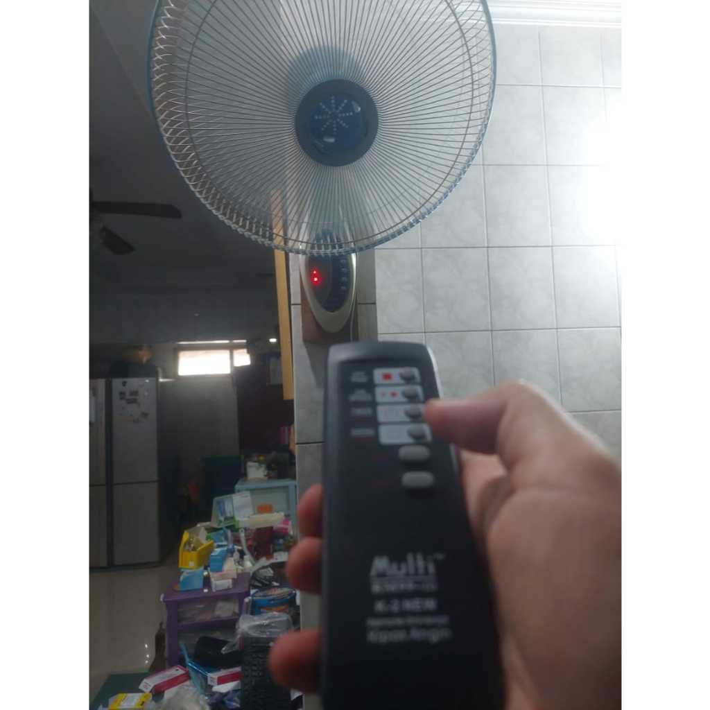 KIPAS ANGIN DINDING DIGITAL REMOTE MIYAKO
