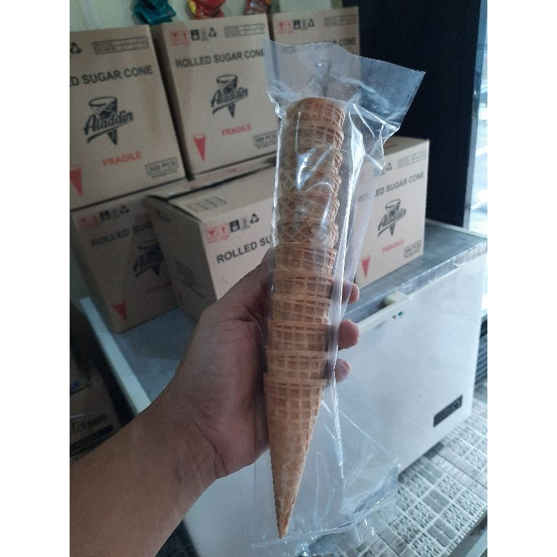 

Cone Es Krim Aladdin Rolled Sugar Cone Ice Cream Waffle MIDI