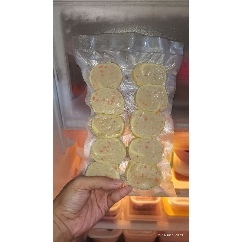 

ROLADE AYAM (CMR) FROZEN FOOD