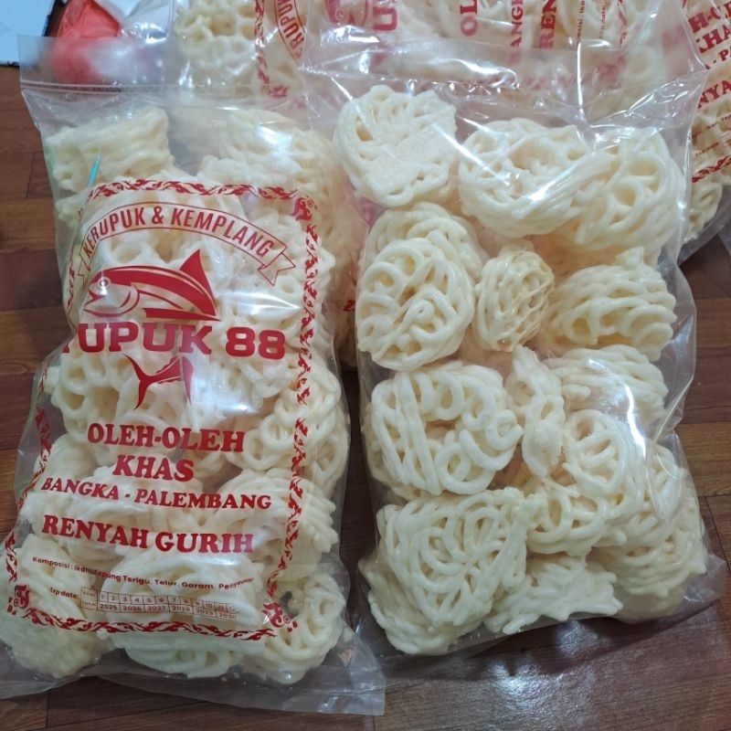 

KERUPUK MAWAR ATAU KERITING CEMILAN LALAPAN TERLARIS TERMURAH SEPALEMBANG