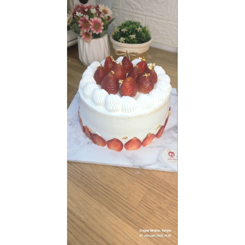 

Strawberry Short Cake