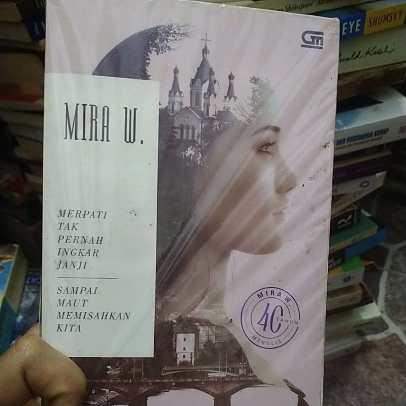 buku novel Mira w merpati tak pernah ingkar janji original
