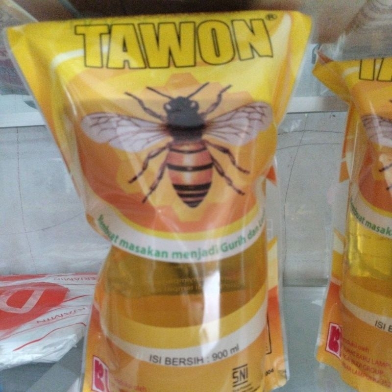 

minyak goreng Tawon 900ml