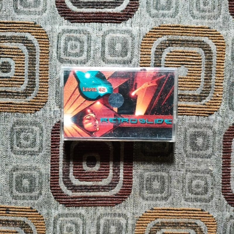 kaset pita LEVEL 42 - RETROGLIDE