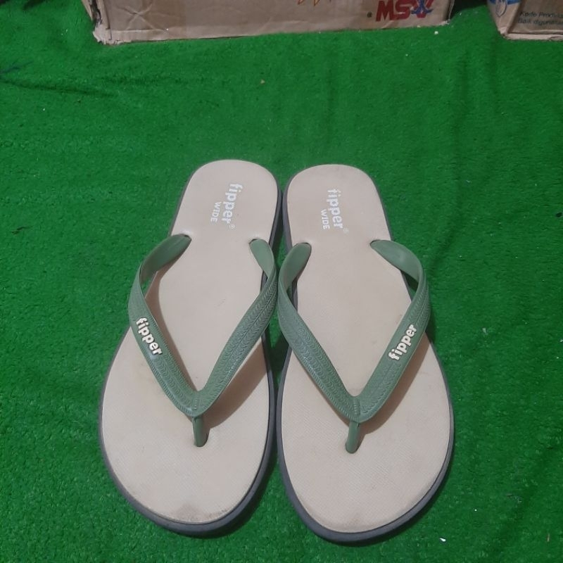 SANDAL FIPPER WIDE ORIGINAL -BROWN