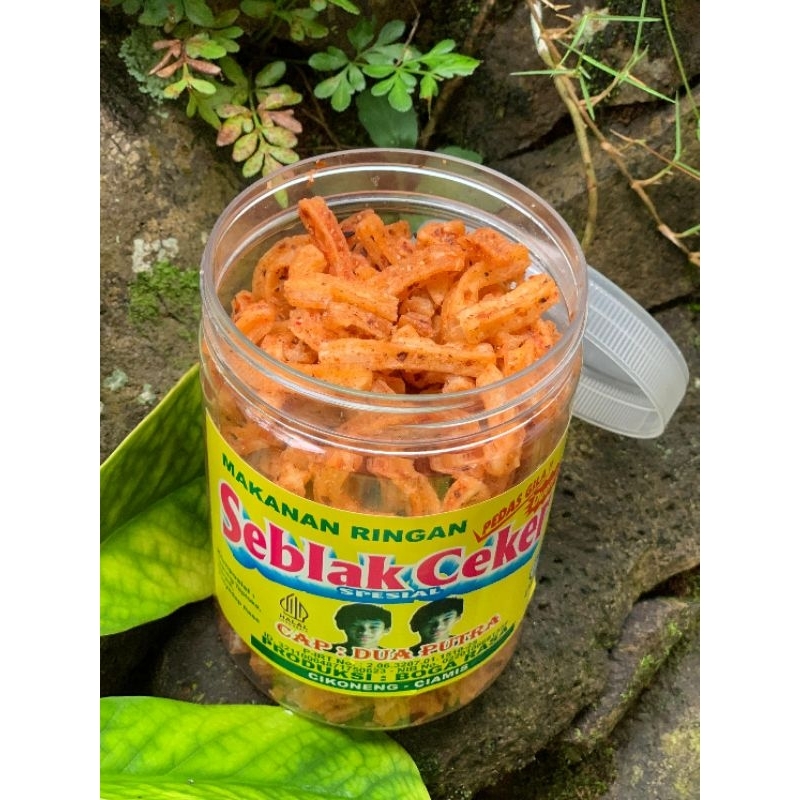 

Kripik Seblak Ceker Pedas - Cemilan Crispy dan Gurih dengan Rasa Pedas yang Menggugah Selera - Cemilan, Keripik Snack Makanan Kering