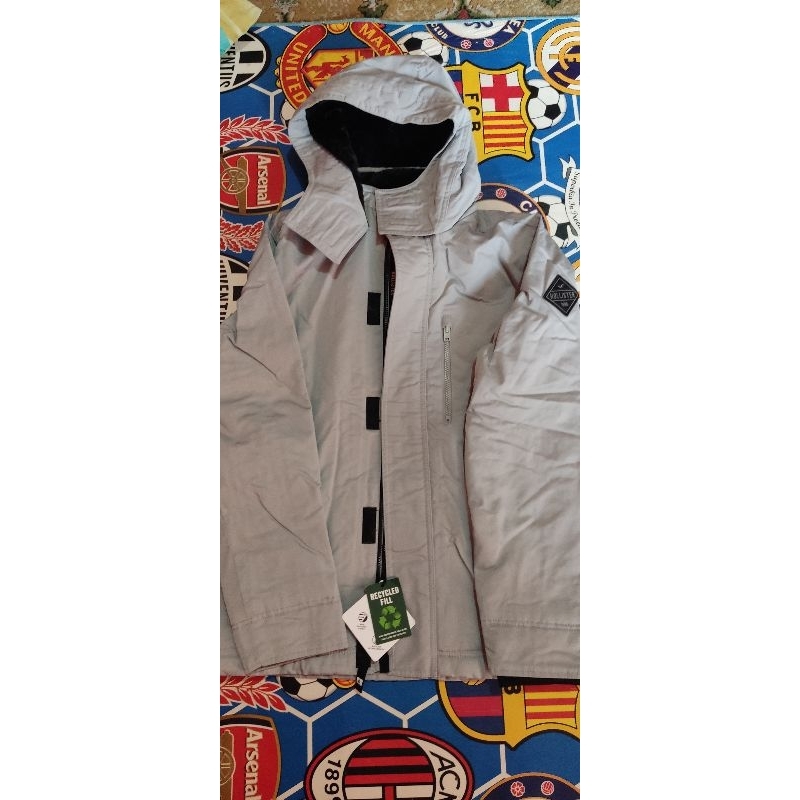 jaket gorpcore outdoor hollister all weather grey reflective bnwt