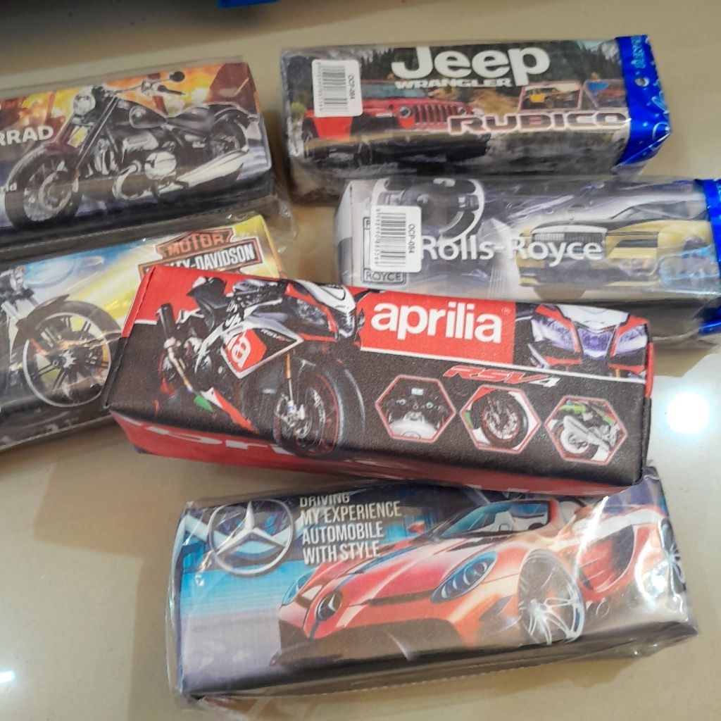 

Tempat Pensil Gambar Motor Mobil Pensil Case Resleting Gambar anak cowok OCP- 084/085
