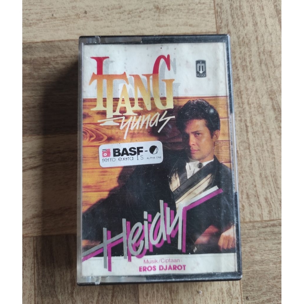kaset pita ITANG YUNAZ "heidy"