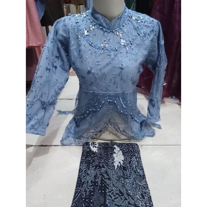 ONESET SETELAN BAJU KEBAYA DAN ROK BATIK ANAK TANGGUNG BAHAN FULL TILE GLITER MEWAH ROK PLISKET PANJ