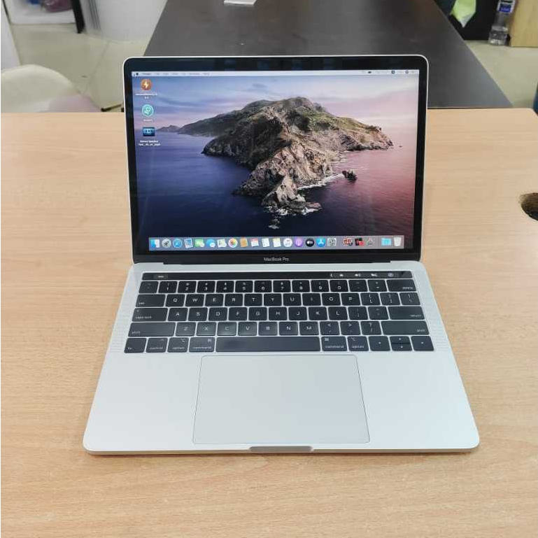 Laptop Second Macbook Pro 2018 / 13 Inch / Core i5 / Touchbar