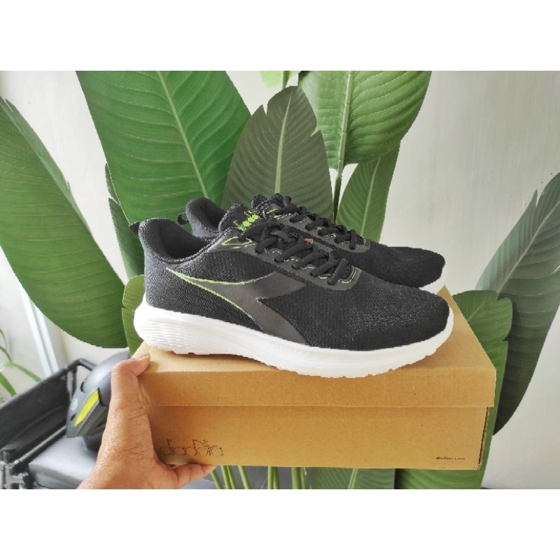 [ Original forU ] SEPATU DIADORA MANVA BARU ORIGINAL ASLI BNIB