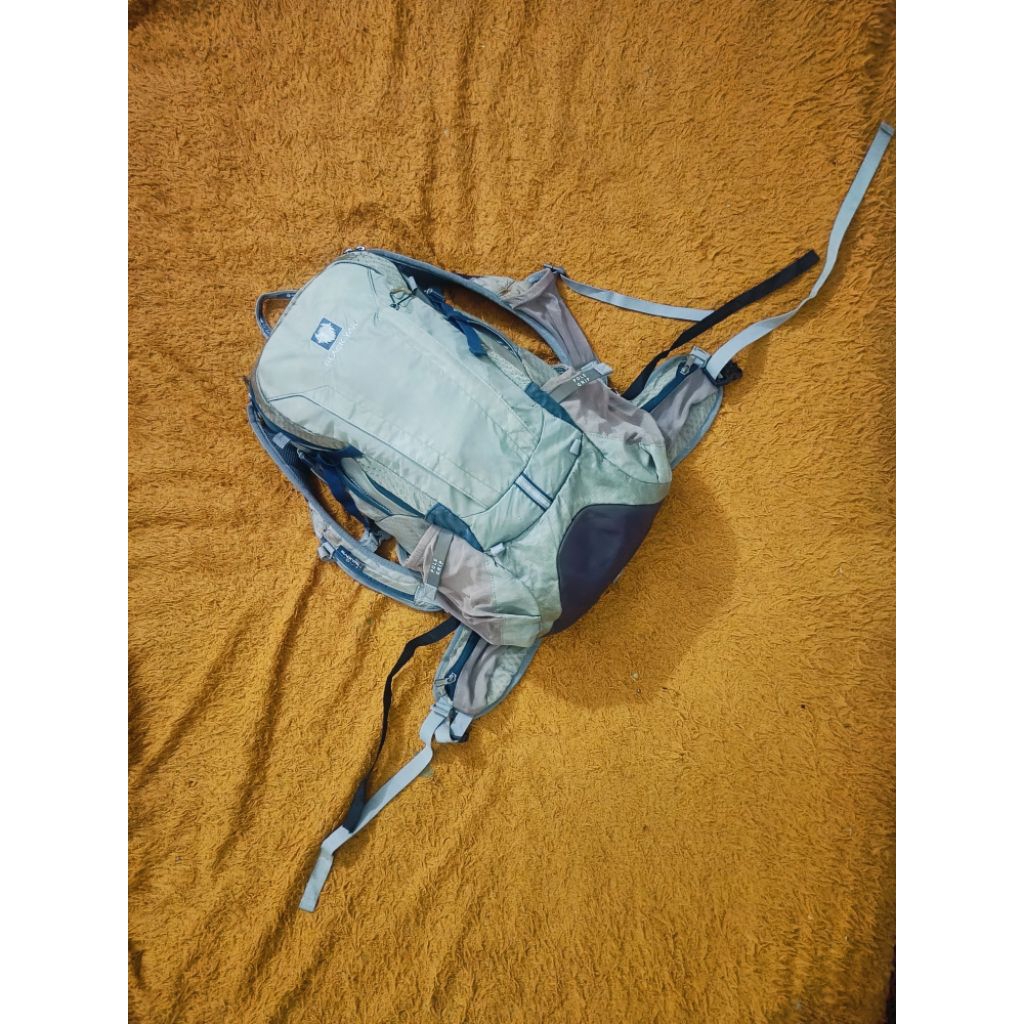 daypack blackyak catch up 28L second original