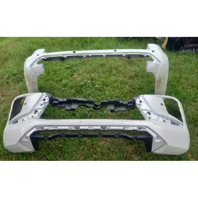 bemper depan belakang pajero 2022