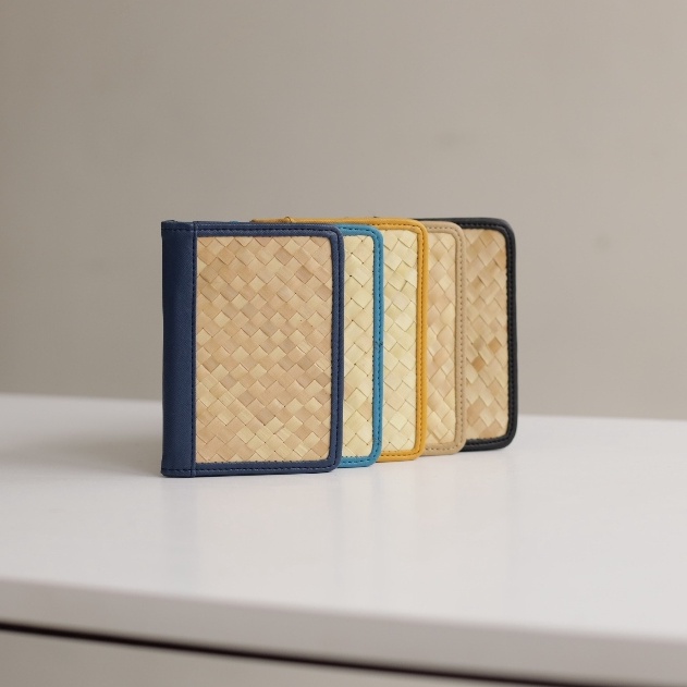 KODE U35E DUANYAM  Cover Paspor  Anyaman  Boru Passport Cover  Pelode Plain