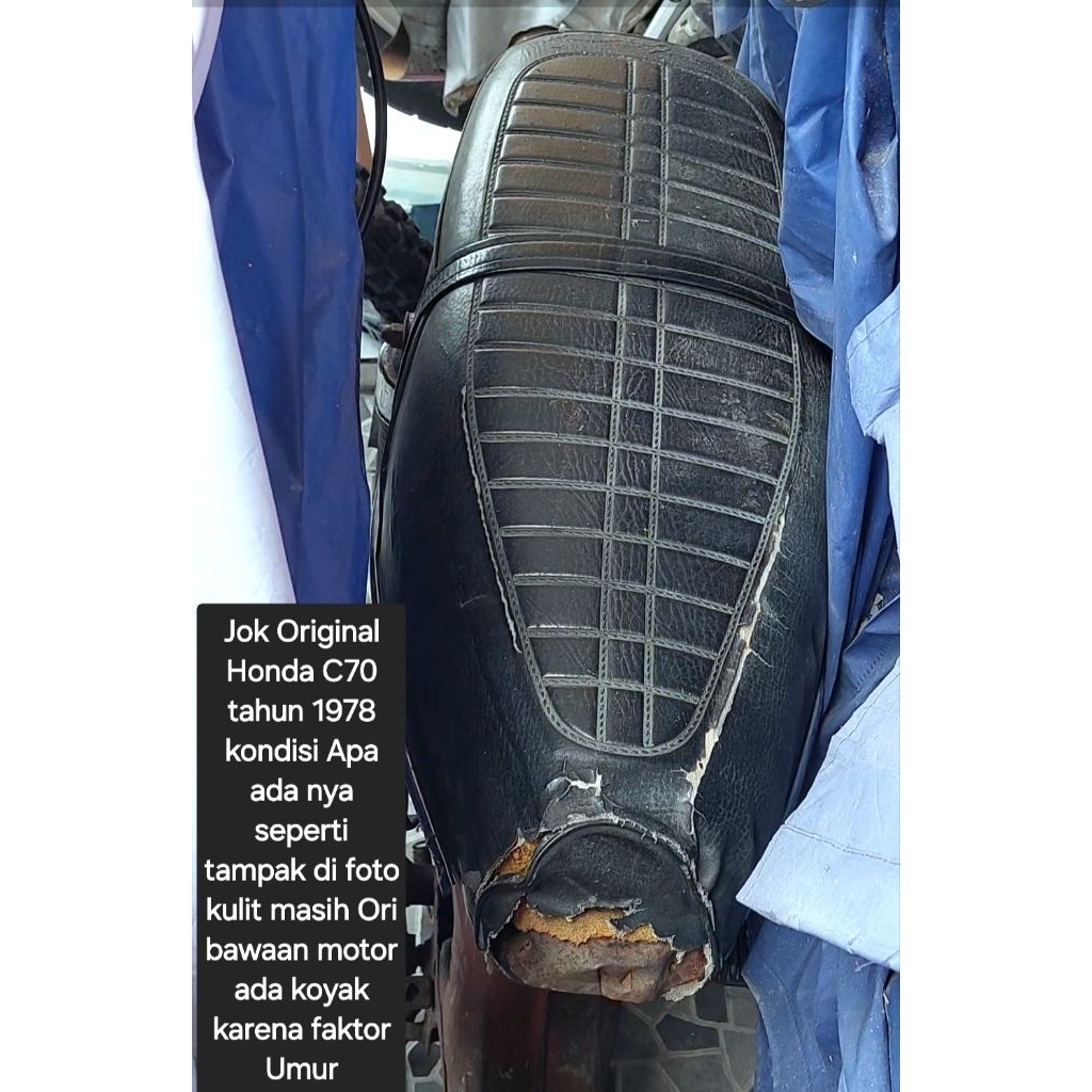 Jok Original Honda C70 tahun 1978kondisi Apa ada nya seperti tampak di foto kulit masih Ori bawaan m