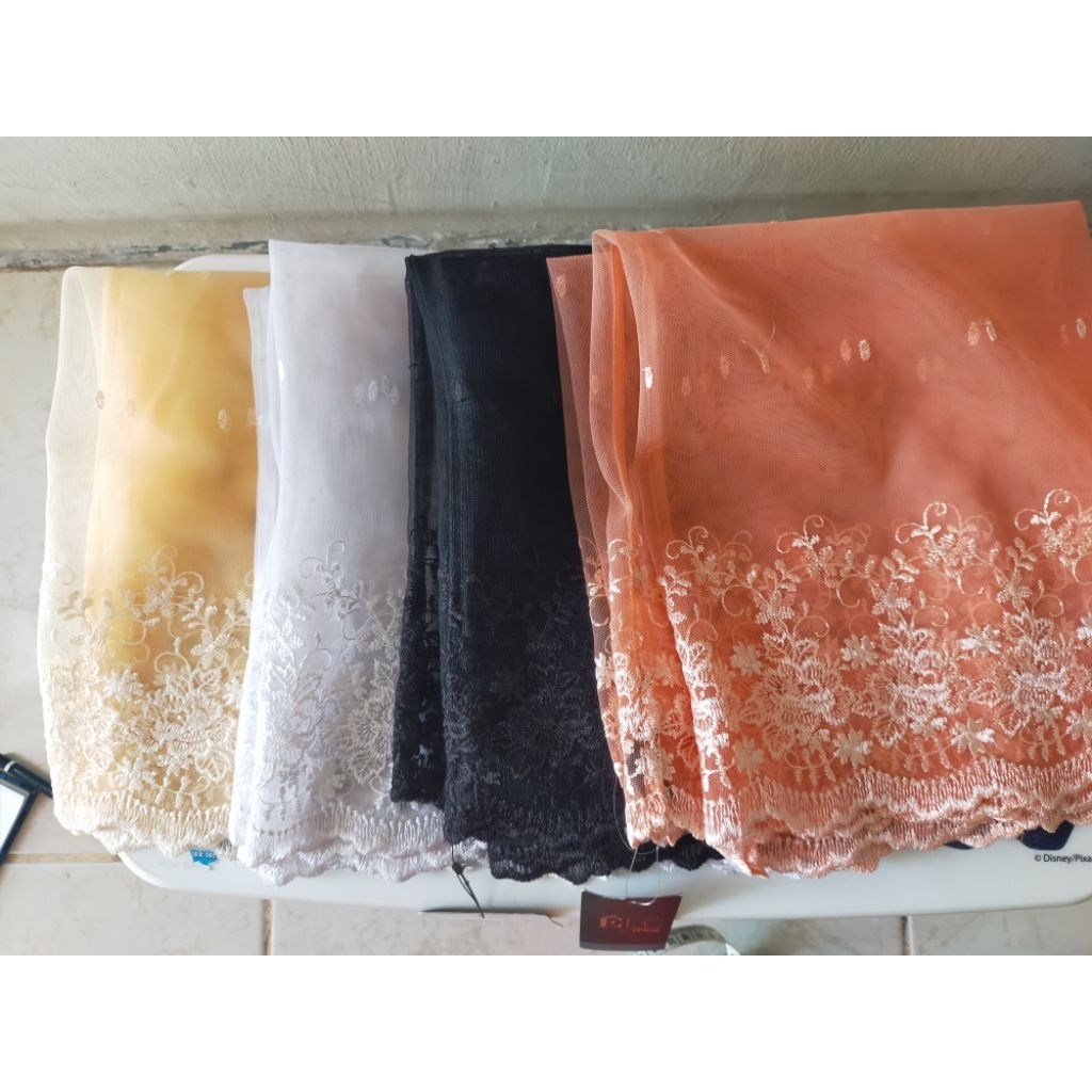 kerudung ala yenny wahid