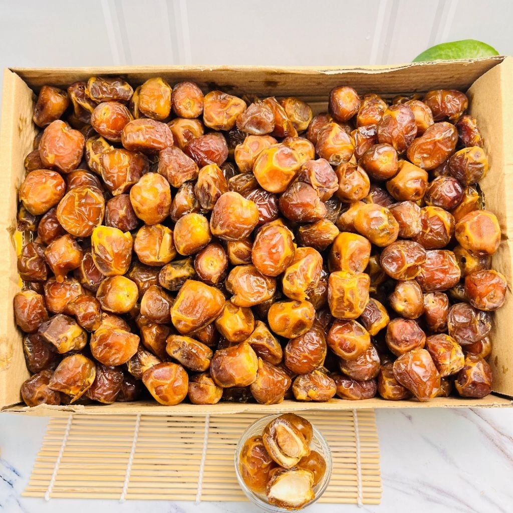

Kurma Sukkari Al Qasim Nakhela Dates 3kg Dus Random