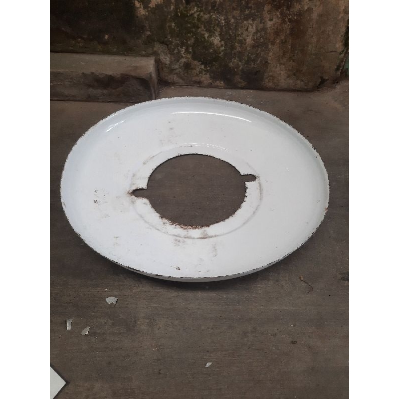 kap lampu petromax jadul