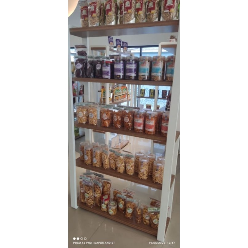 

keripik pisang tanduk,keripik gabus keju telur,keripik ubi ungu,keripik sutra ,keripik ubi jalar