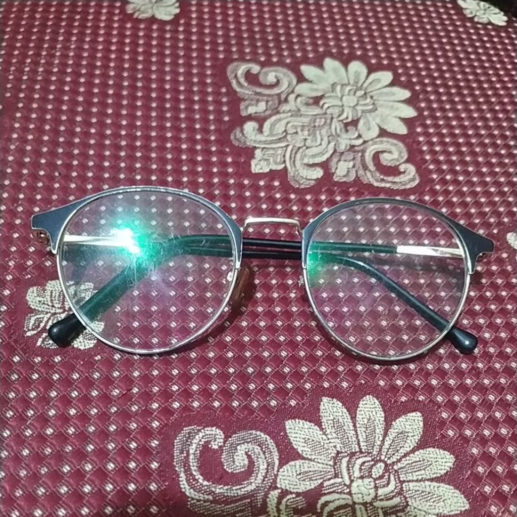 frame gold kacamata wanita jadul #1
