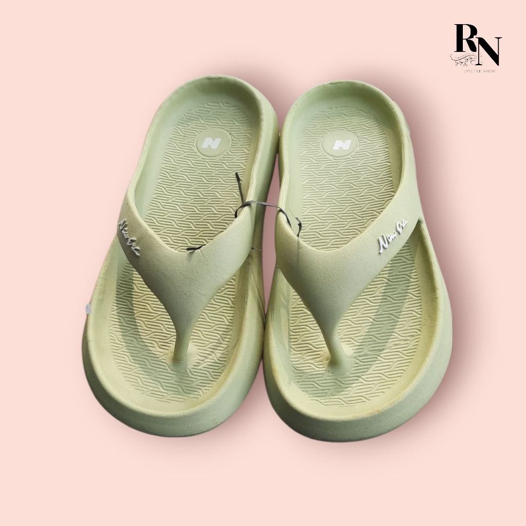 sandal perempuan dewasa